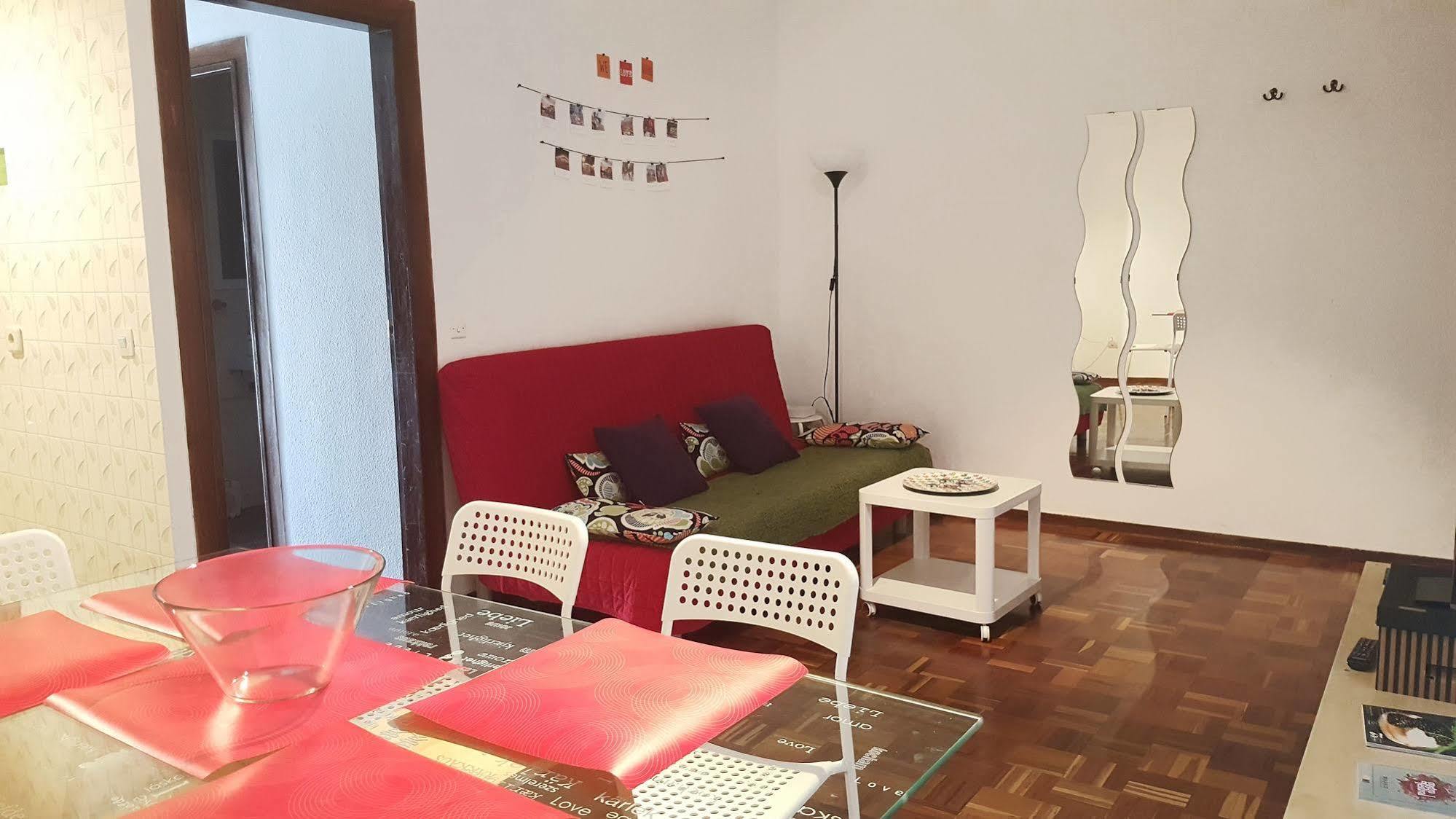 Apartamentos Callecultura Madrid Bagian luar foto